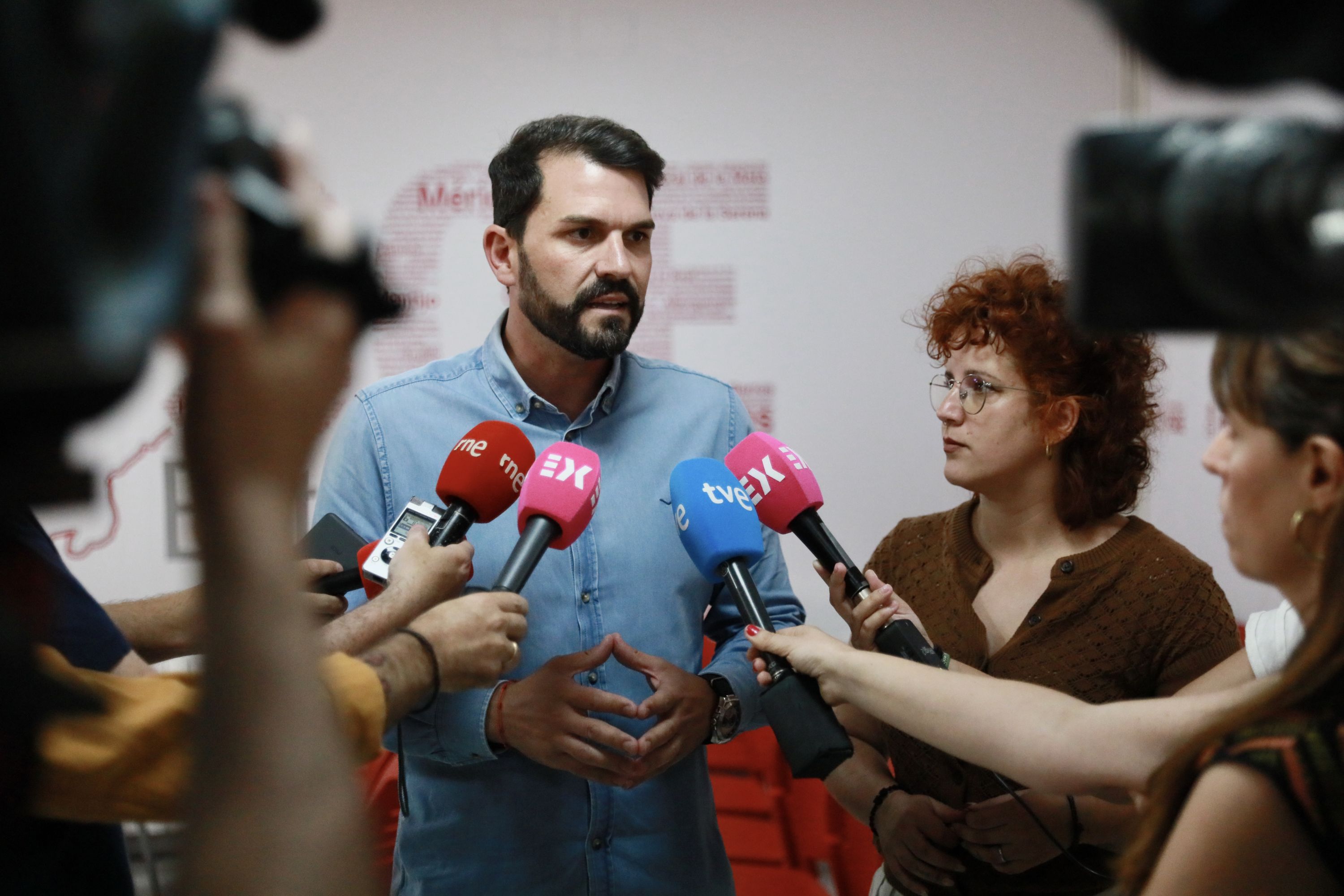 La oposición enmendará la totalidad del proyecto de ley de presupuestos extremeños para el 2026 La oposición enmendará la totalidad del proyecto de ley de presupuestos extremeños para el 2026