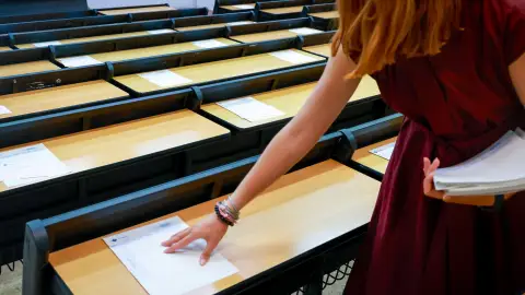 Arranca la PAU en Baleares con cerca de 5.000 alumnos y detectores de frecuencias Arranca la PAU en Baleares con cerca de 5.000 alumnos y detectores de frecuencias