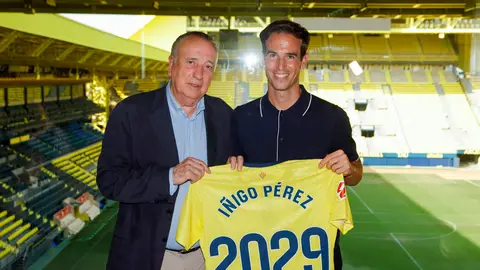 Iñigo Pérez: "Entrenar al Villarreal es un desafío importante" Iñigo Pérez: "Entrenar al Villarreal es un desafío importante"