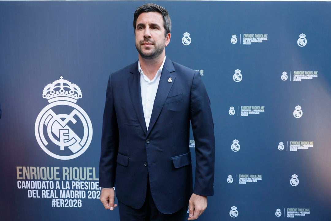 Riquelme: "Si Florentino sigue, el club está en venta" Riquelme: "Si Florentino sigue, el club está en venta"