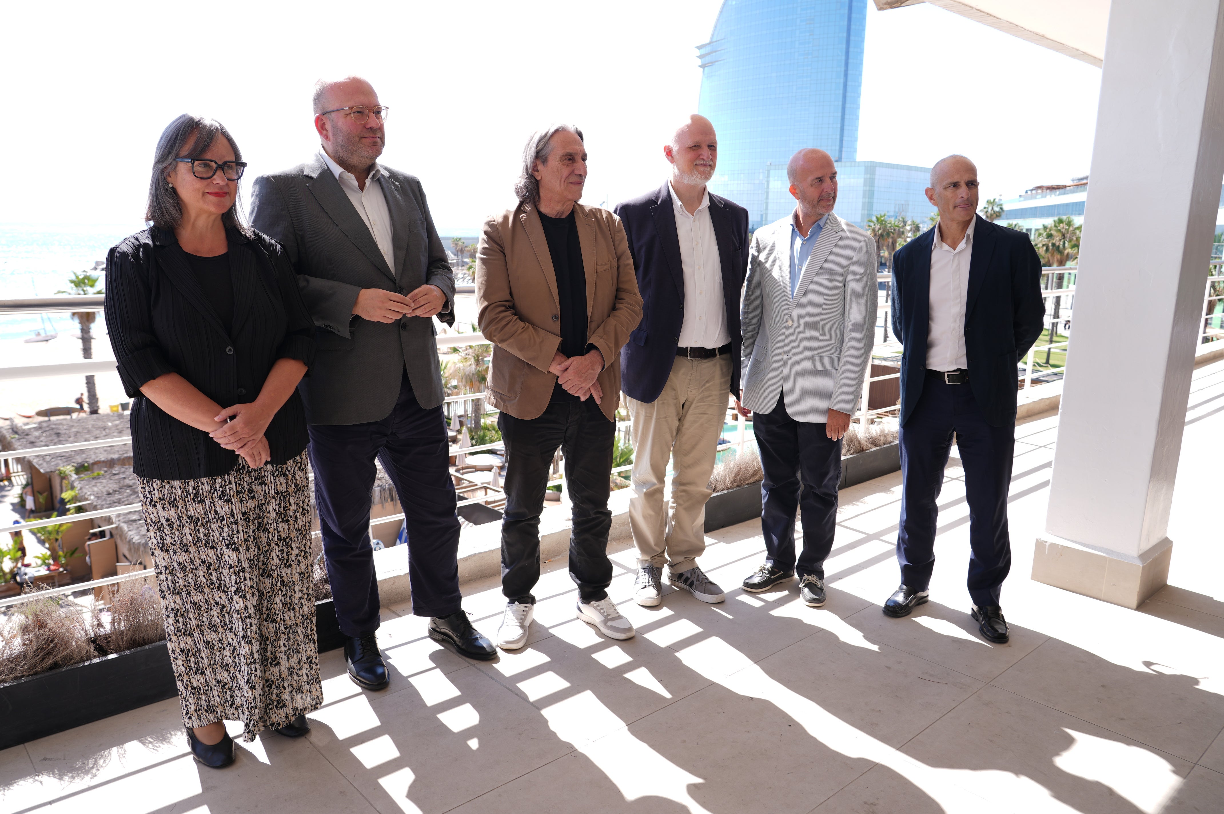 Barcelona prepara una nova edició de “Clàssica a la Platja” amb dos concerts multitudinaris a Sant Sebastià Barcelona prepara una nova edició de “Clàssica a la Platja” amb dos concerts multitudinaris a Sant Sebastià