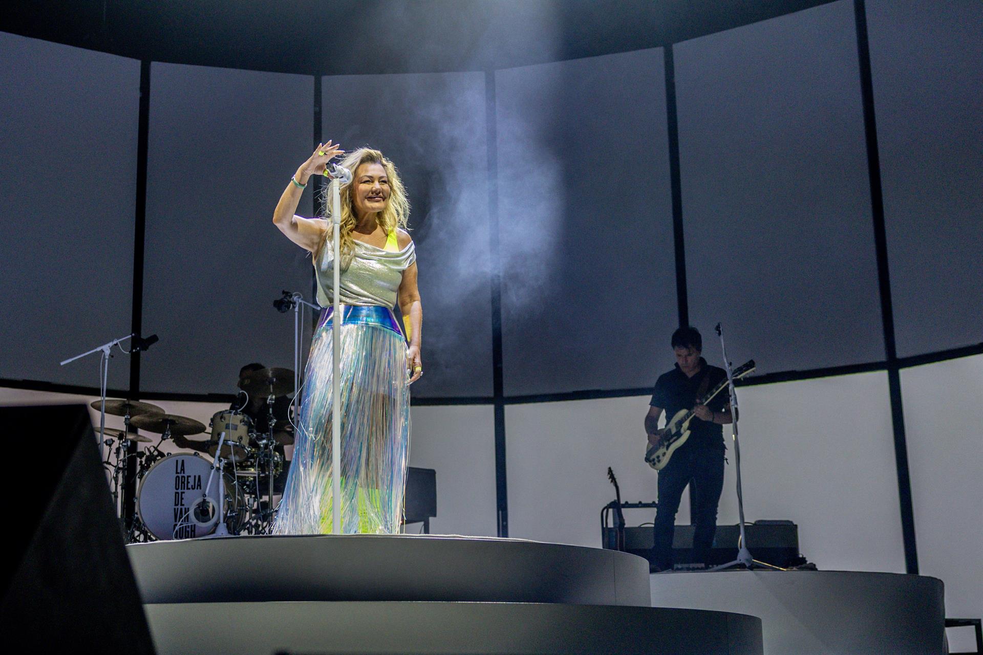 La Oreja de Van Gogh, Medina Azahara o Cantores de Híspalis actuarán en la Feria de San Juan de Badajoz La Oreja de Van Gogh, Medina Azahara o Cantores de Híspalis actuarán en la Feria de San Juan de Badajoz
