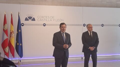 PP y Vox presentan su acuerdo de gobierno