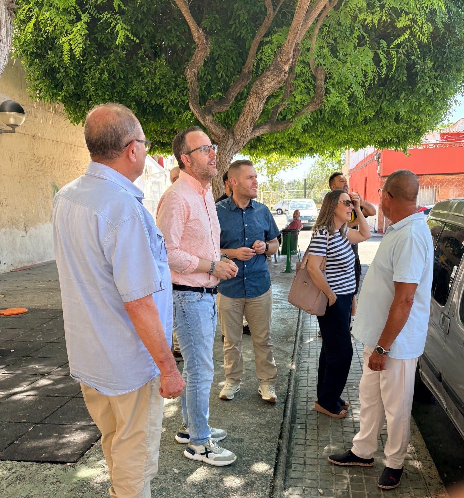 El PSOE de Elche denuncia “el abandono” del barrio Patilla y urge actuaciones en seguridad y mantenimiento de espacios públicos El PSOE de Elche denuncia “el abandono” del barrio Patilla y urge actuaciones en seguridad y mantenimiento de espacios públicos
