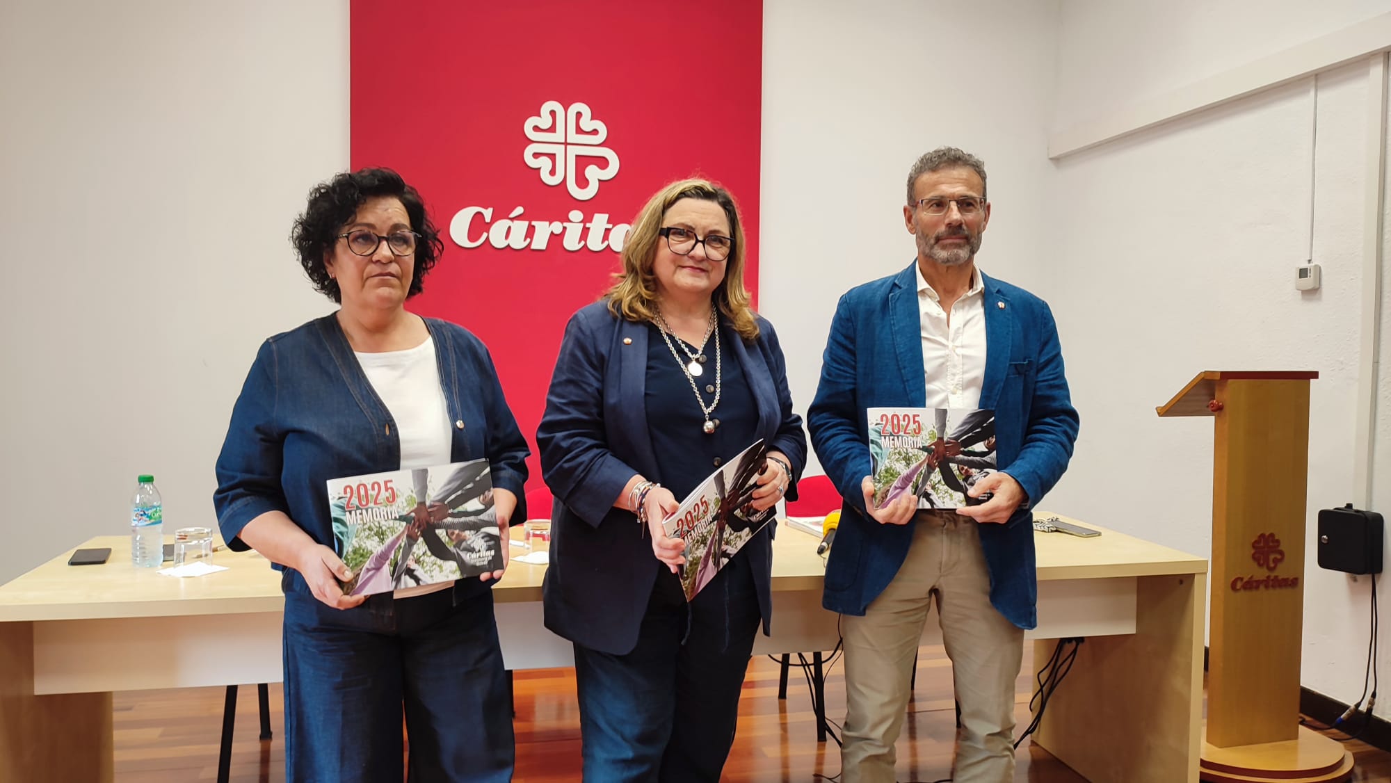 Cáritas advierte de la cronificación de la precariedad en Asturias Cáritas advierte de la cronificación de la precariedad en Asturias
