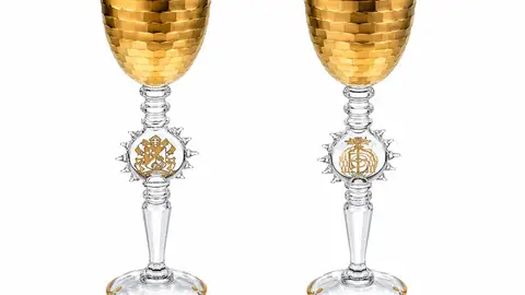 El obispo de Segovia entregará al Papa, en su visita a nuestro país, un cáliz elaborado en la Real Fábrica de Cristales El obispo de Segovia entregará al Papa, en su visita a nuestro país, un cáliz elaborado en la Real Fábrica de Cristales
