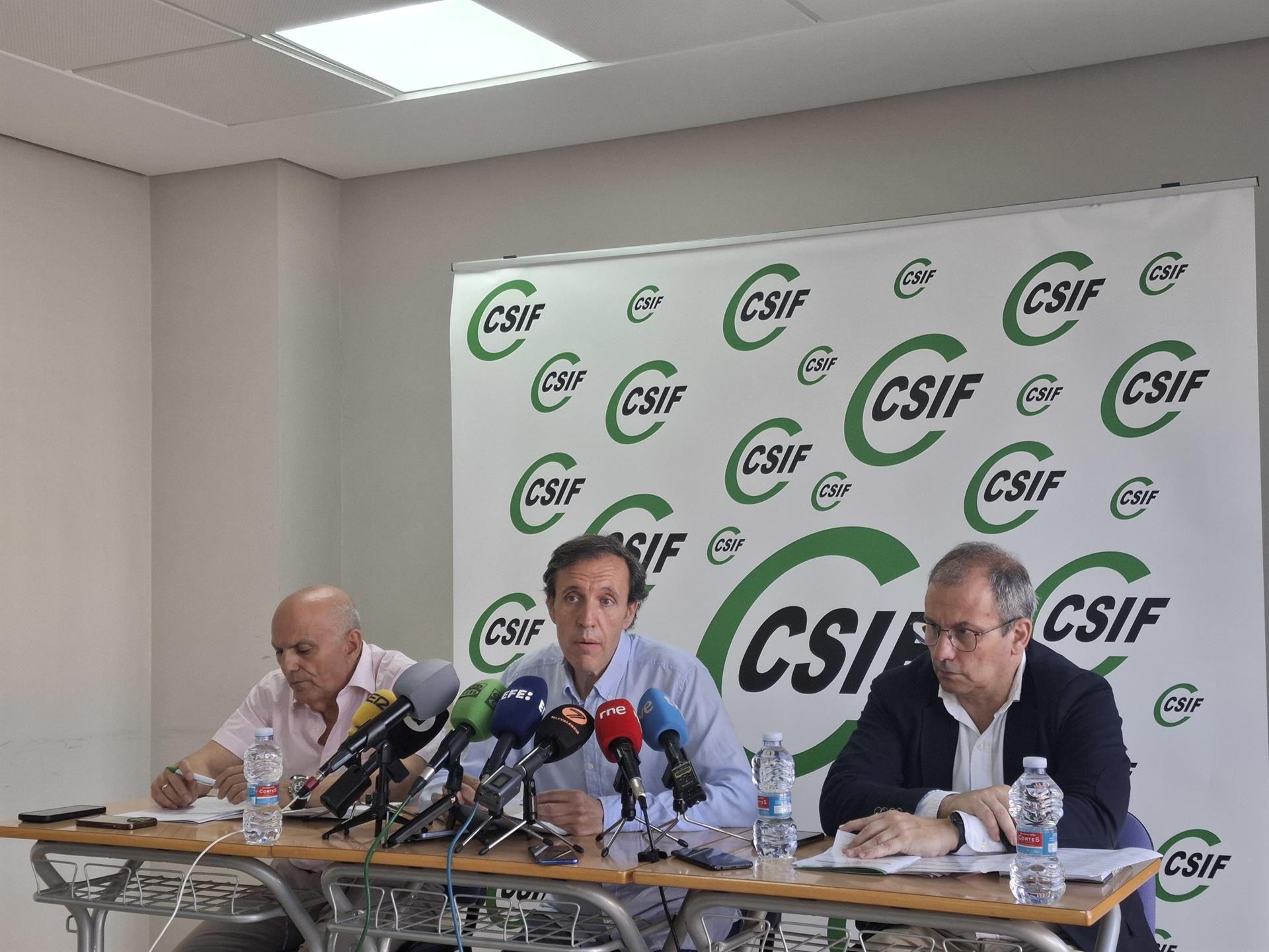 CSIF pide "serenidad" en la negociación por la huelga docente y llevará a Fiscalía "ataques" en redes CSIF pide "serenidad" en la negociación por la huelga docente y llevará a Fiscalía "ataques" en redes