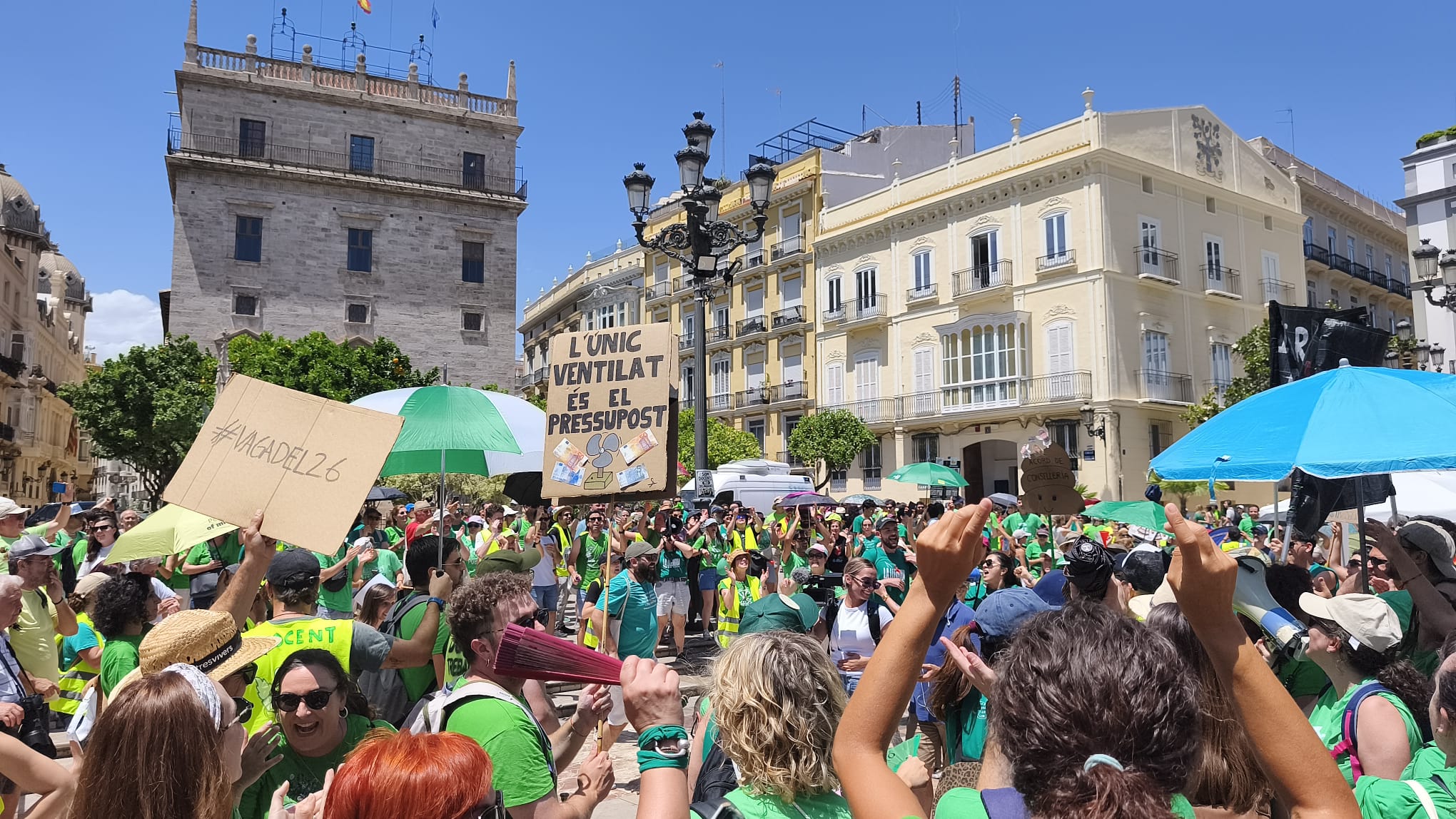 Los sindicatos están dispuestos a seguir negociando para evitar que la huelga se prolongue al inicio del curso Los sindicatos están dispuestos a seguir negociando para evitar que la huelga se prolongue al inicio del curso