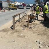 Los trabajos se desarrollan con operarios municipales del Ayuntamiento de Vejer