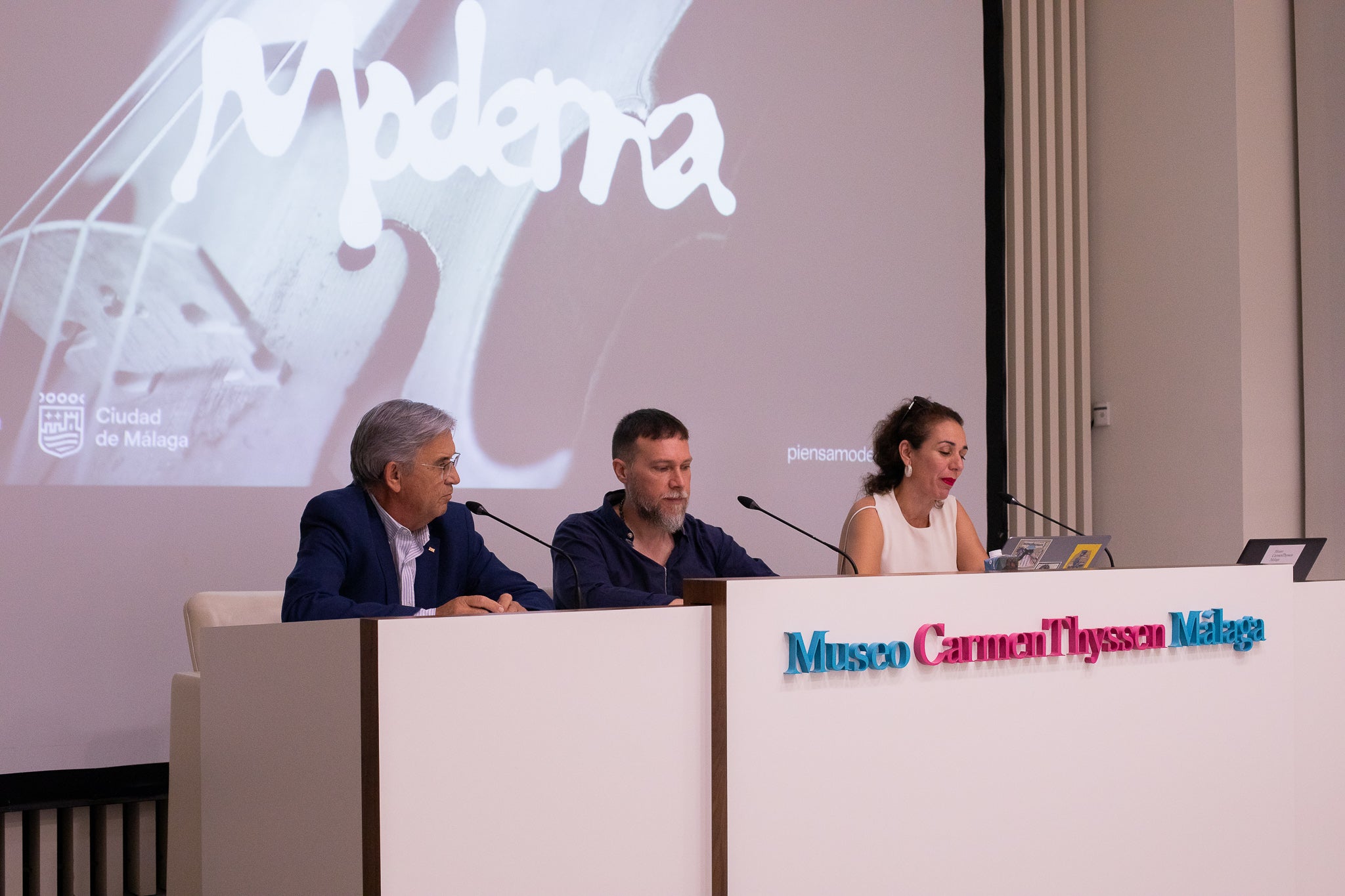 Moderna, un nuevo y ambicioso proyecto musical nacido en Málaga Moderna, un nuevo y ambicioso proyecto musical nacido en Málaga