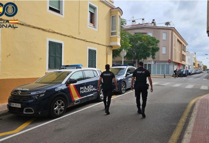 Detenido en Ciutadella por presuntas amenazas con una navaja tras una discusión vecinal por una barbacoa Detenido en Ciutadella por presuntas amenazas con una navaja tras una discusión vecinal por una barbacoa