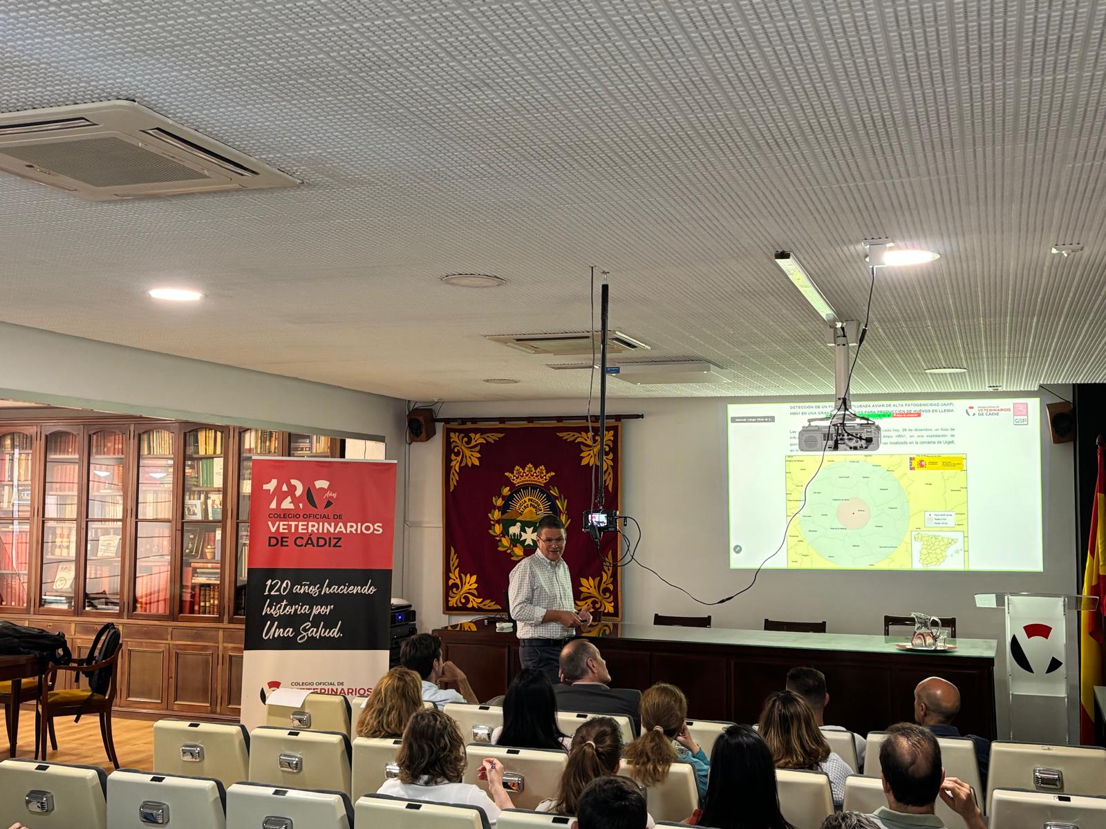 El Colegio de Veterinarios de Cádiz reflexiona sobre la Peste Porcina Africana en unas jornadas profesionales episode artwork