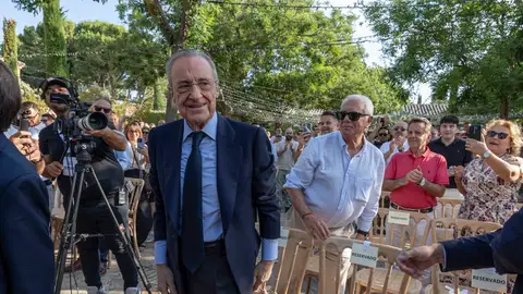Florentino anuncia a Dumfries y promete un galáctico Florentino anuncia a Dumfries y promete un galáctico
