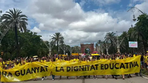 Nova vaga de docents el 9 de juny coincidint amb l’arribada del Papa i l’inici de les PAU Nova vaga de docents el 9 de juny coincidint amb l’arribada del Papa i l’inici de les PAU