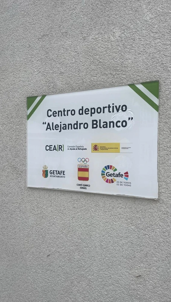 Imagen de la placa del Centro Deportivo 'Alejandro Blanco', en Getafe Imagen de la placa del Centro Deportivo 'Alejandro Blanco', en Getafe