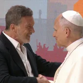 Antonio Banderas junto a León XIV Antonio Banderas junto a León XIV