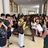 Alumnos del campus de Ciudad Real antes de iniciar la PAU