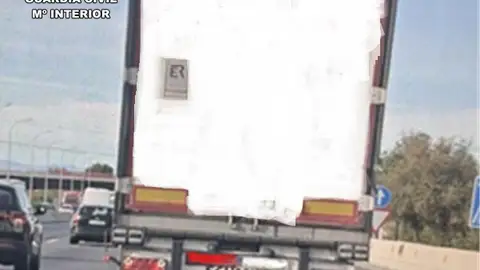 Camión que robaron los detenidos Camión que robaron los detenidos