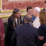 Qué le ha pedido Nogueras al papa al agarrarle de la mano: "His holiness, I am catalan" Qué le ha pedido Nogueras al papa al agarrarle de la mano: "His holiness, I am catalan"