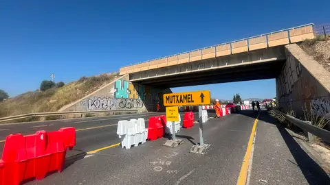 Señalización provisional con motivo de las obras Señalización provisional con motivo de las obras