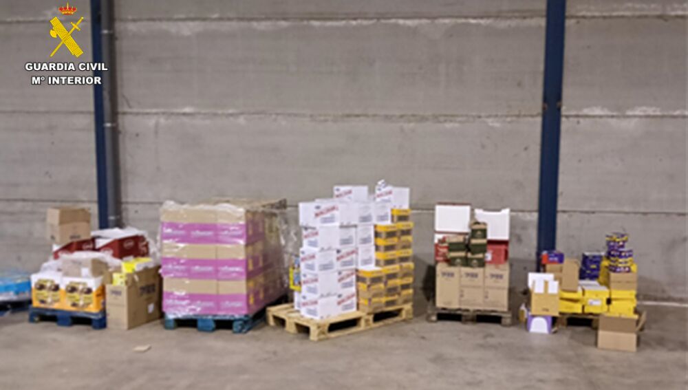 Material incautado por la Guardia Civil