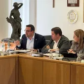 El PP de Vila-real reclama agilizar el pago de los casi 7 millones de euros pendientes con proveedores. El PP de Vila-real reclama agilizar el pago de los casi 7 millones de euros pendientes con proveedores.