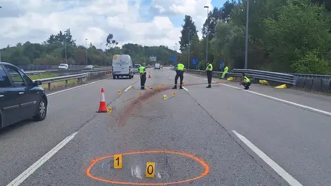 Fallece un hombre de 54 años en una colisión a la altura de La Carrera, Siero Fallece un hombre de 54 años en una colisión a la altura de La Carrera, Siero