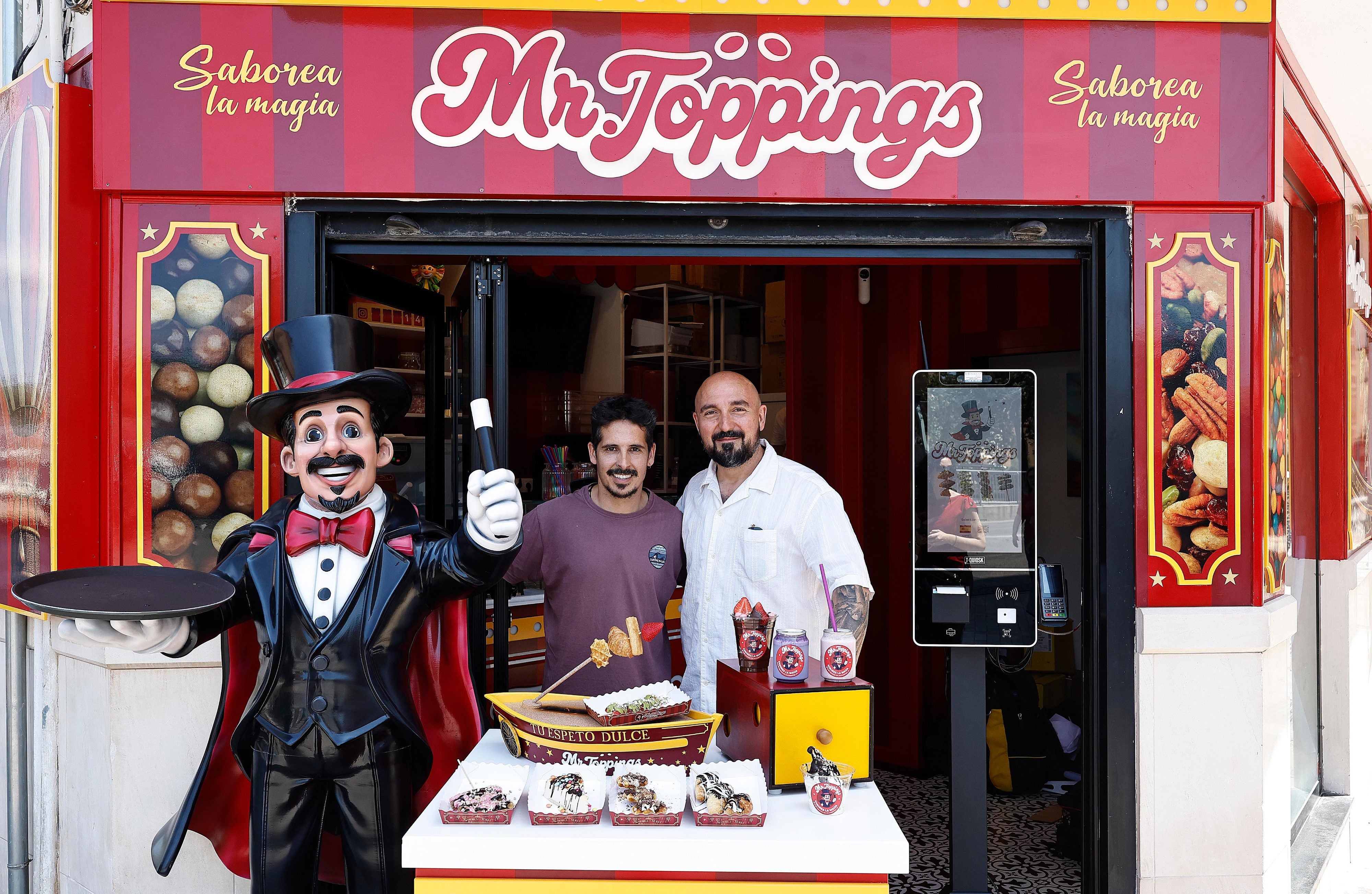 Mr.Toppings abre sus puertas en Málaga para llenar de magia las meriendas del centro Mr.Toppings abre sus puertas en Málaga para llenar de magia las meriendas del centro