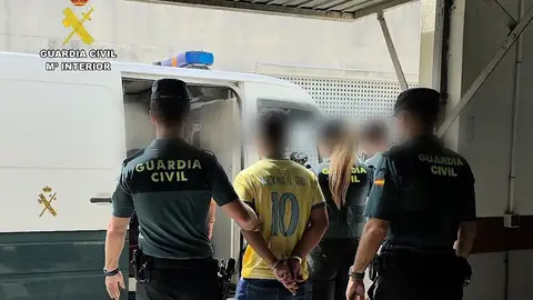 Detenidos in fraganti al intentar okupar una vivienda en Sa Pobla. Detenidos in fraganti al intentar okupar una vivienda en Sa Pobla.