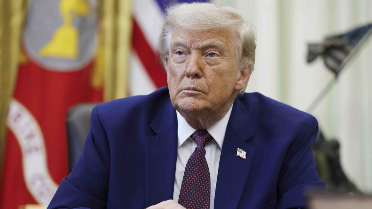 Trump anuncia represalias contra Irán tras el derribo de un 