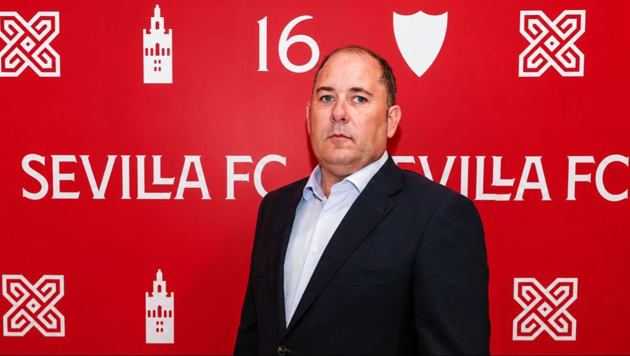 El Sevilla asciende oficialmente a José Ignacio Navarro El Sevilla asciende oficialmente a José Ignacio Navarro
