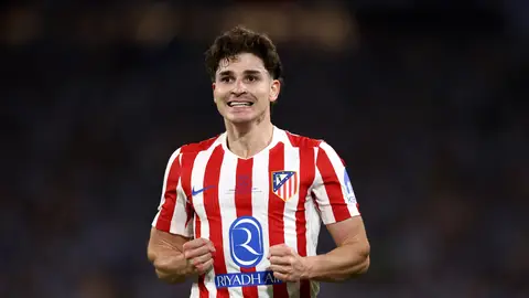 El Real Madrid emite un comunicado confirmando una oferta de 150 millones por Julián Álvarez El Real Madrid emite un comunicado confirmando una oferta de 150 millones por Julián Álvarez