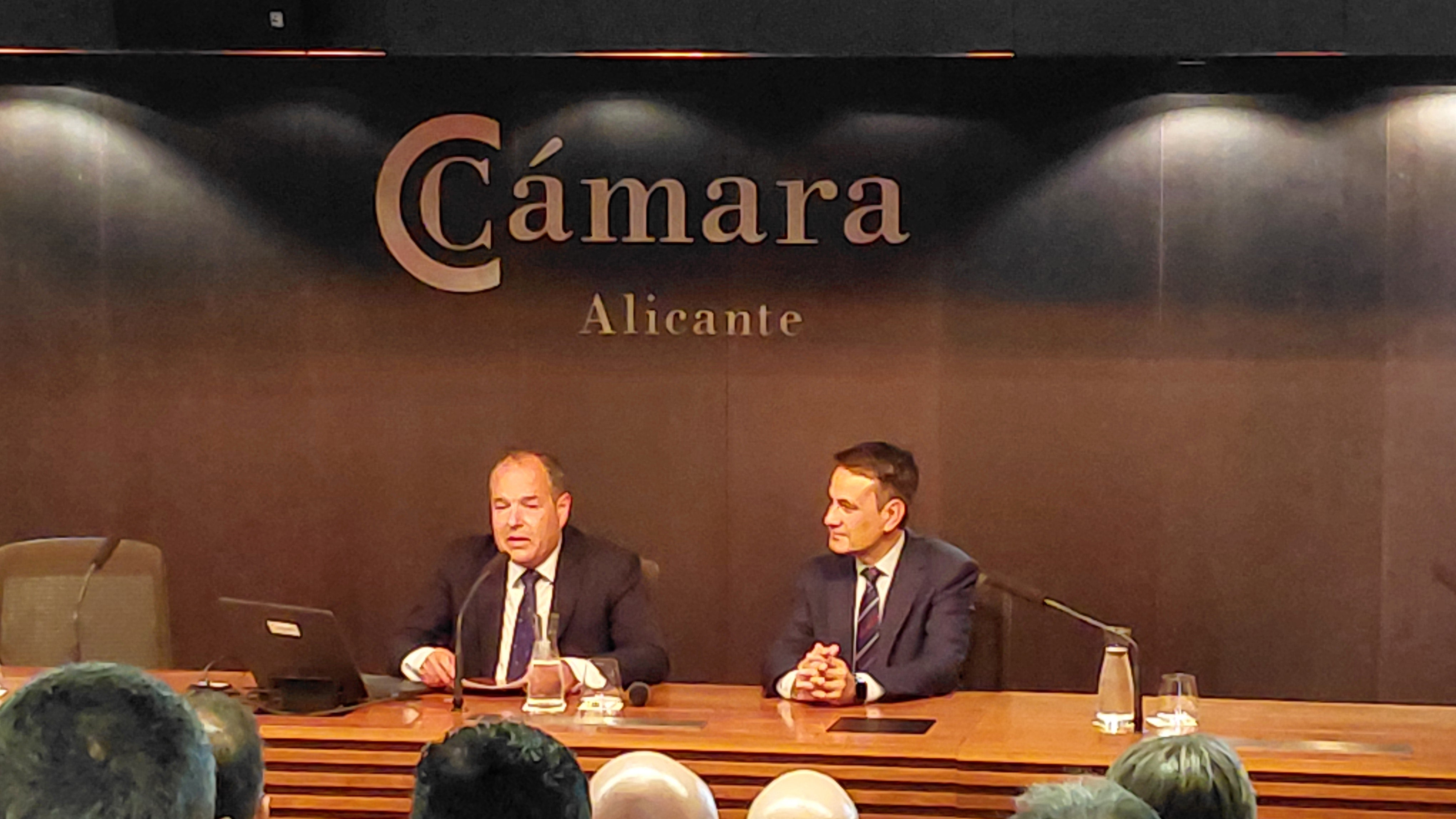 La economía alicantina compensa los aranceles de Trump con exportaciones a la Unión Europea La economía alicantina compensa los aranceles de Trump con exportaciones a la Unión Europea