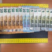 Dinero intervenido a los detenidos en Villena. 