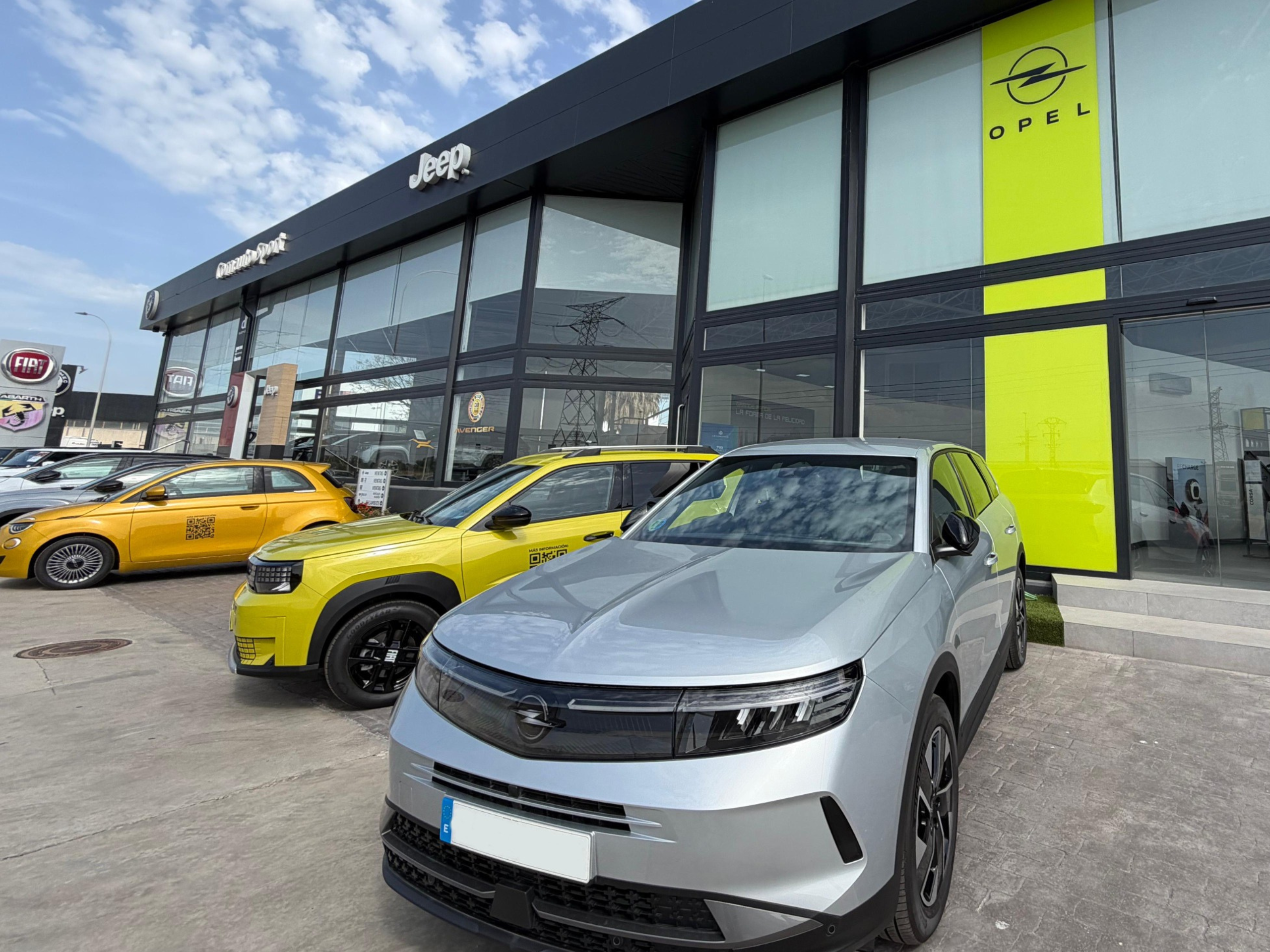 Comauto Sport lanza en Castellón los Opel Days con ofertas en vehículos eléctricos e híbridos Comauto Sport lanza en Castellón los Opel Days con ofertas en vehículos eléctricos e híbridos