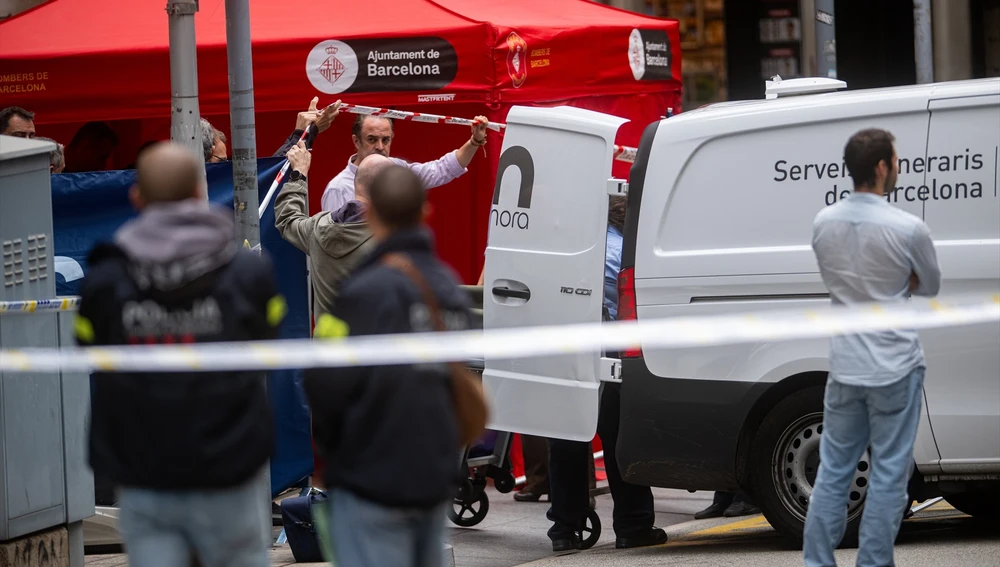 Zona acordonada por los Mossos d'Esquadra dónde ha tenido lugar el suceso/ Lorena Sopêna / Europa Press Zona acordonada por los Mossos d'Esquadra dónde ha tenido lugar el suceso/ Lorena Sopêna / Europa Press