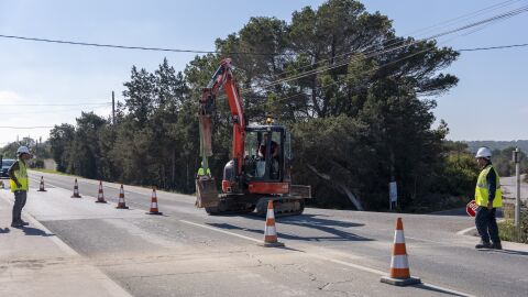 Comienzan los trabajos de asfaltado de la PM-820 Comienzan los trabajos de asfaltado de la PM-820