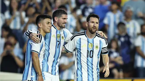 Argentina gana a Islandia en su preparación para el Mundial Argentina gana a Islandia en su preparación para el Mundial