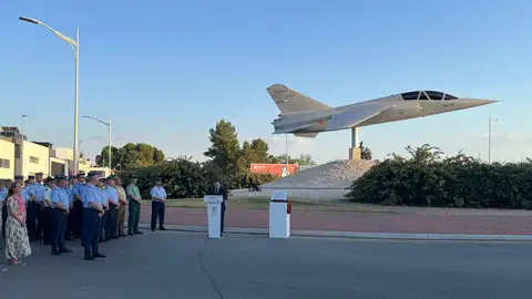 El Mirage F1 ya luce en el suelo de Albacete El Mirage F1 ya luce en el suelo de Albacete