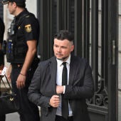 El portavoz de ERC, Gabriel Rufián, a su llegada al Congres de los Diputados