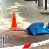 Un tiroteig mortal al carrer Balmes sacseja Barcelona en ple dispositiu per la visita del Papa