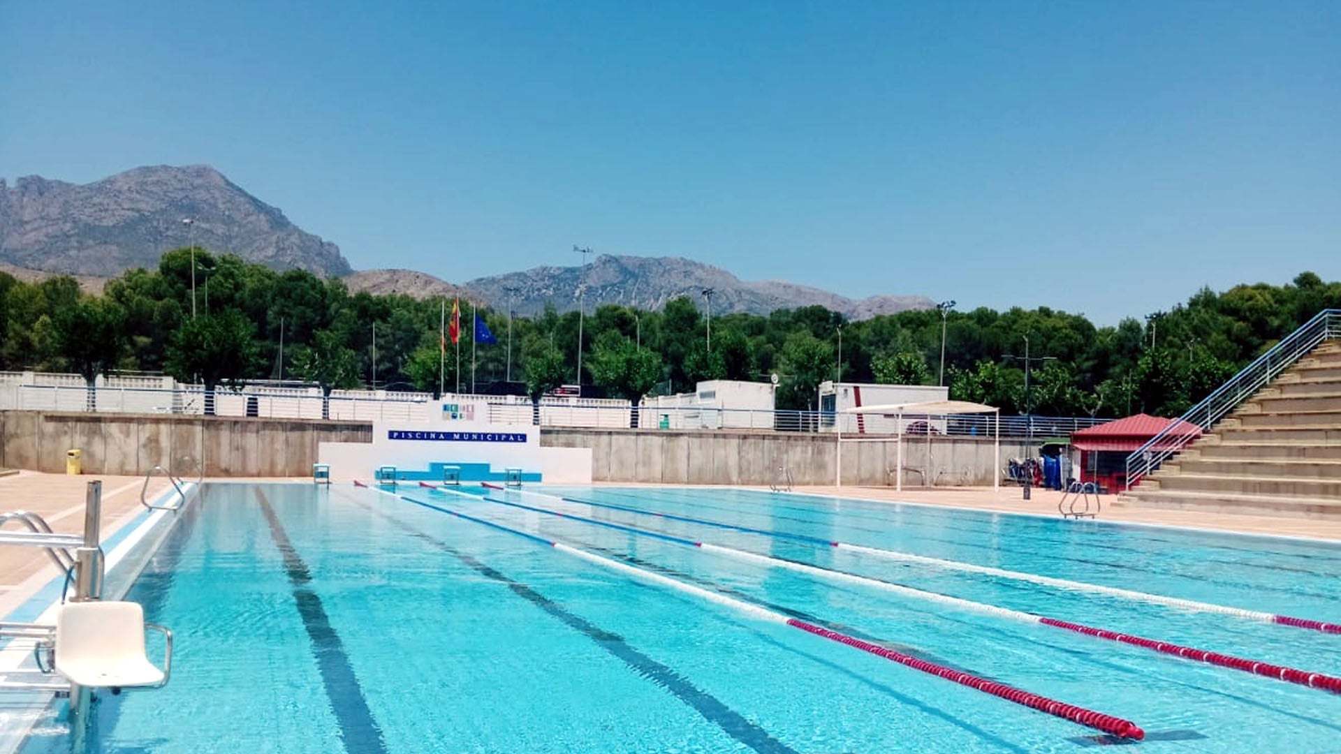 Benidorm adelanta una semana la apertura de la piscina municipal de Foietes Benidorm adelanta una semana la apertura de la piscina municipal de Foietes