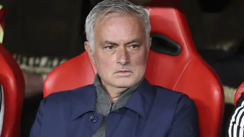 Oficial: José Mourinho, entrenador del Real Madrid para las tres próximas temporadas Oficial: José Mourinho, entrenador del Real Madrid para las tres próximas temporadas