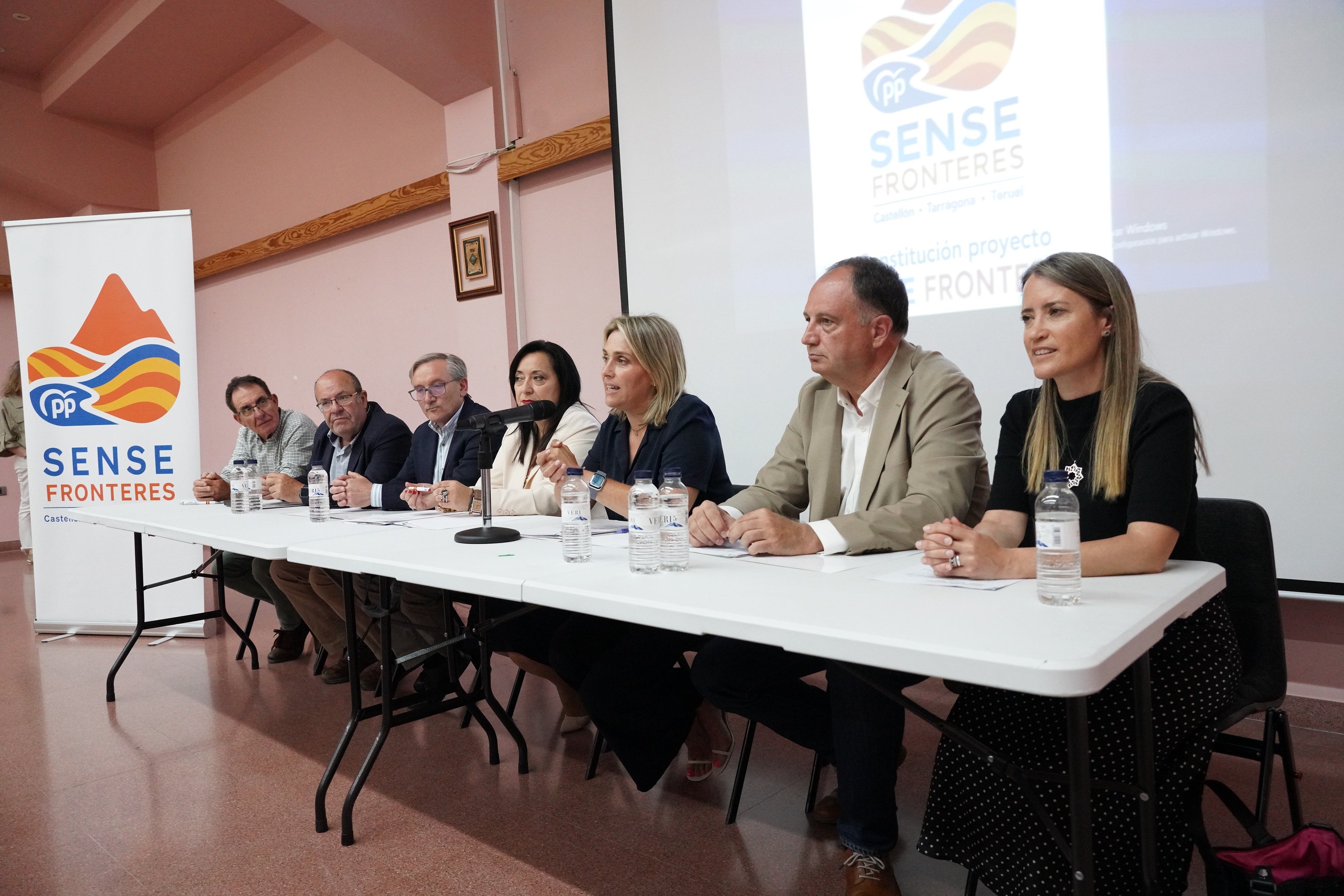 Barrachina impulsa el proyecto ‘Sense Fronteres’ junto a Tarragona y Teruel para reforzar infraestructuras y oportunidades Barrachina impulsa el proyecto ‘Sense Fronteres’ junto a Tarragona y Teruel para reforzar infraestructuras y oportunidades