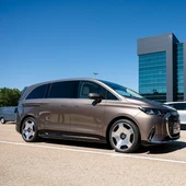 Mercedes-Benz arranca en Vitoria la producción de su nuevo vehículo 100 % eléctrico Mercedes-Benz arranca en Vitoria la producción de su nuevo vehículo 100 % eléctrico