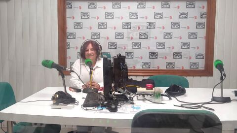 Juani Palencia en el estudio de Onda Cero Valdepe&ntilde;as