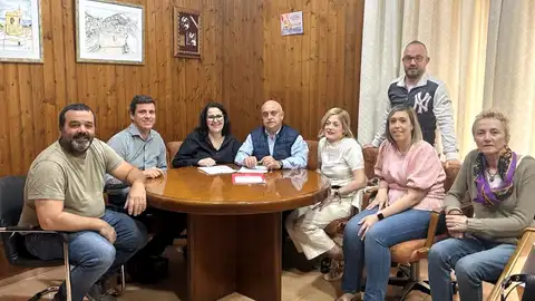 Callosa d'en Sarrià refuerza su apoyo al comercio local con un convenio para impulsar la formación y la digitalización empresarial Callosa d'en Sarrià refuerza su apoyo al comercio local con un convenio para impulsar la formación y la digitalización empresarial