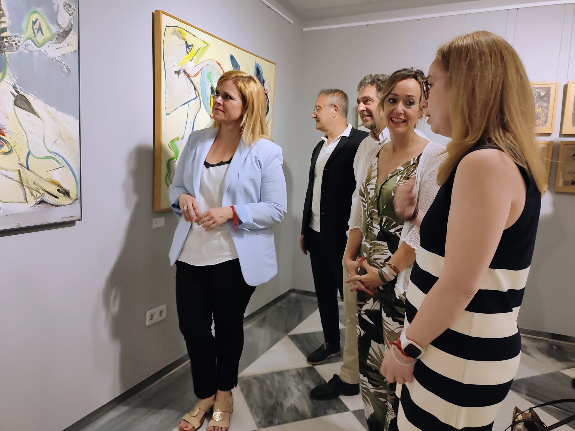 La Fundación Antonio Pérez exhibe en la sala Princesa Zaida una selección de la obra gráfica y original de Bonifacio Alfonso La Fundación Antonio Pérez exhibe en la sala Princesa Zaida una selección de la obra gráfica y original de Bonifacio Alfonso