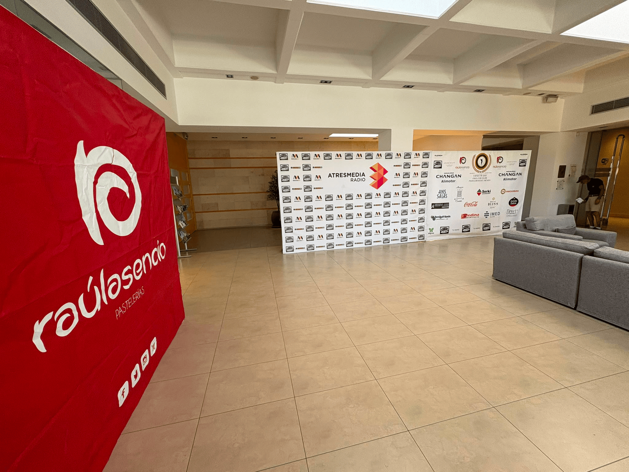 Todo preparado en Alenda para el Torneo de Golf Onda Cero Elche-Pastelerías Raúl Asencio Todo preparado en Alenda para el Torneo de Golf Onda Cero Elche-Pastelerías Raúl Asencio
