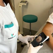 La detección precoz y la protección solar son los mejores escudos para salvar vidas frente al cáncer de piel La detección precoz y la protección solar son los mejores escudos para salvar vidas frente al cáncer de piel